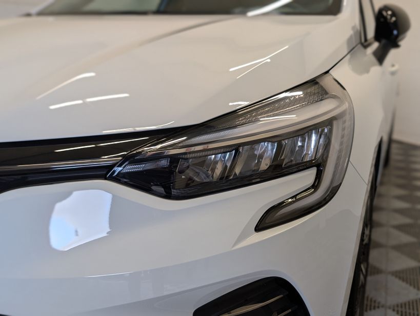 RENAULT CLIO V 2023 - Photo n°4