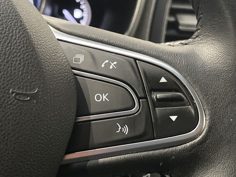 RENAULT MEGANE IV ESTATE BUSINESS 2020 - Photo n°27