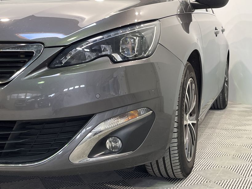 PEUGEOT 308 2016 - Photo n°7