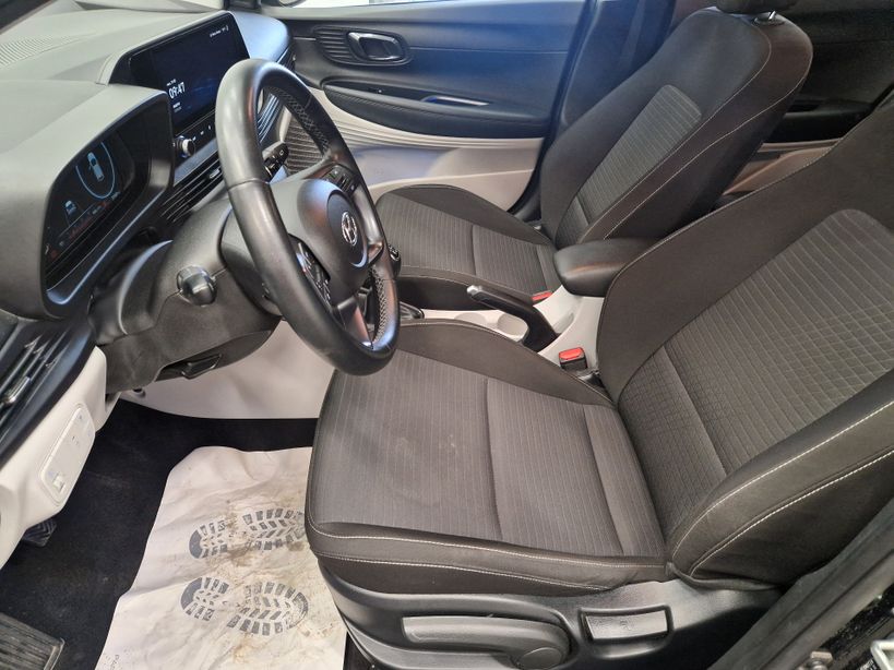 HYUNDAI i20 2023 - Photo n°10