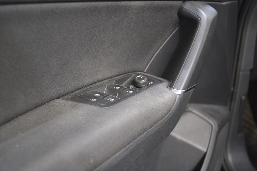 VOLKSWAGEN TOURAN 2016 - Photo n°44