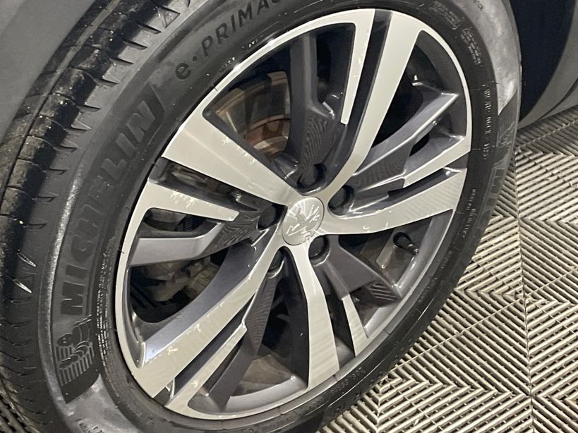 PEUGEOT 5008 2023 - Photo n°3