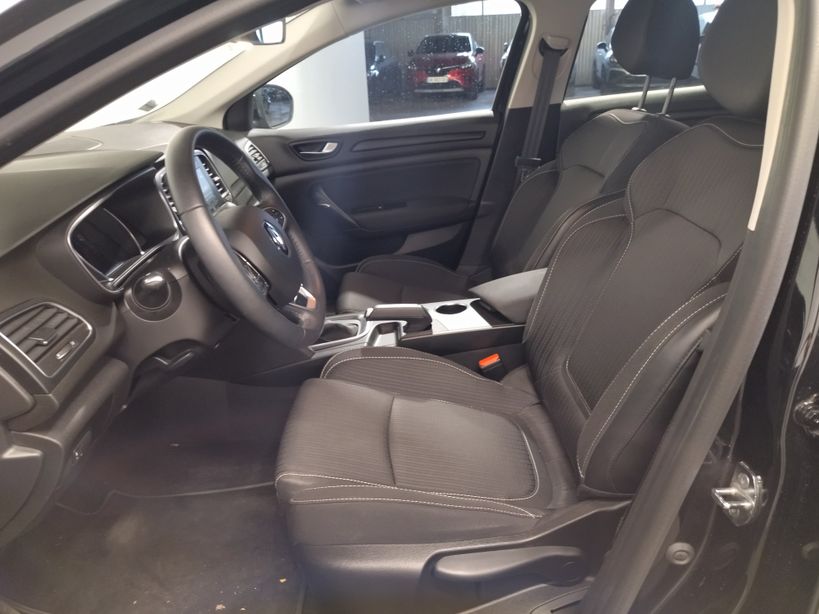 RENAULT MEGANE IV BERLINE BUSINESS 2020 - Photo n°11