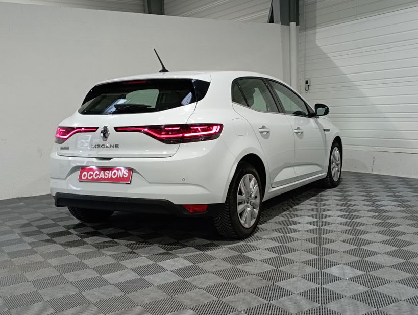 RENAULT MEGANE IV BERLINE 2021 - Photo n°5