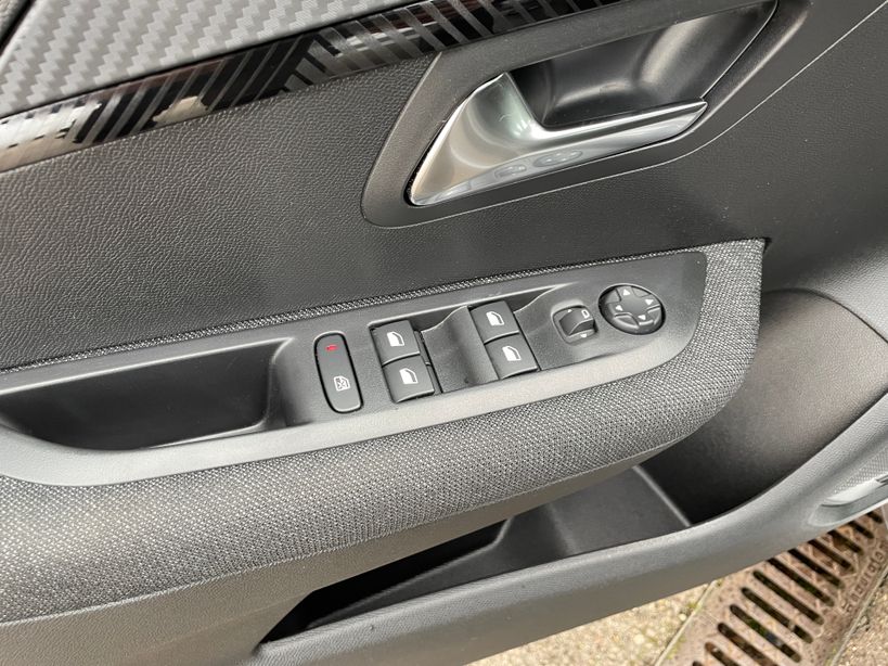 PEUGEOT 208 2025 - Photo n°37