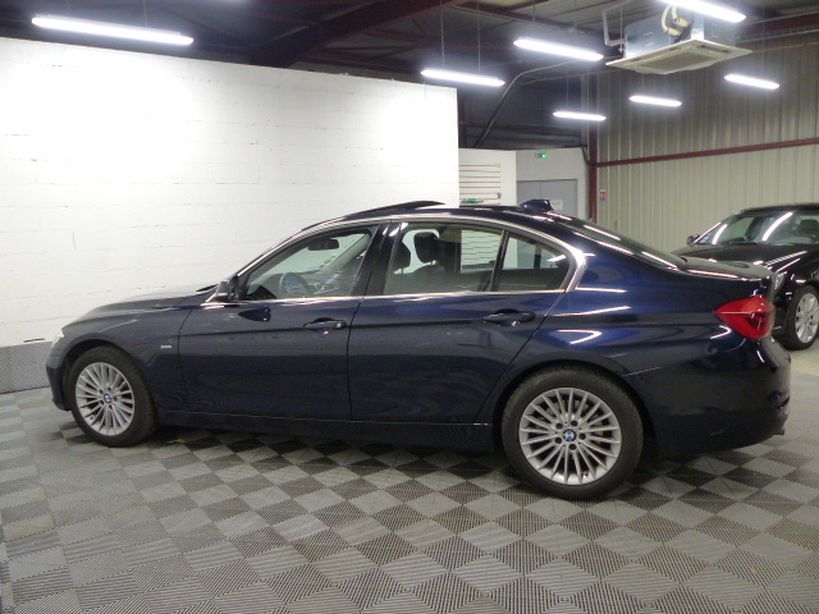BMW SERIE 3 F30 LCI 2016 - Photo n°29