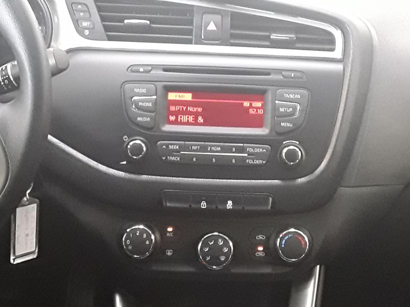 KIA CEE'D 2016 - Photo n°13