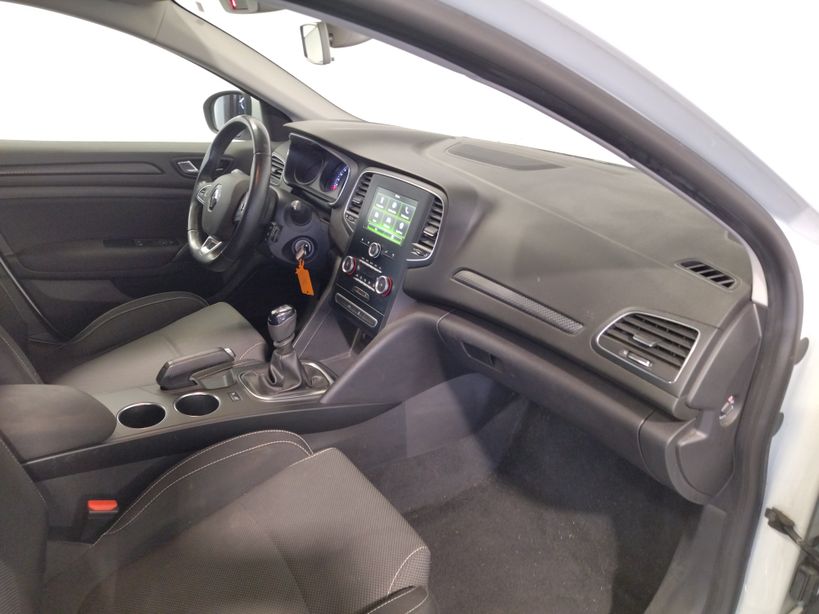 RENAULT MEGANE IV SOCIETE 2018 - Photo n°8
