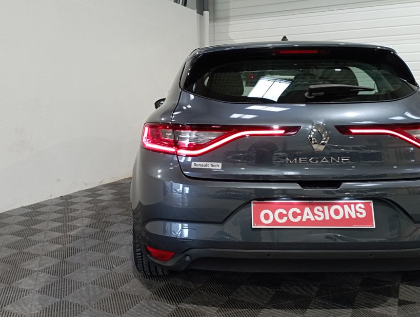 RENAULT MEGANE IV BERLINE BUSINESS 2020 - Photo n°9