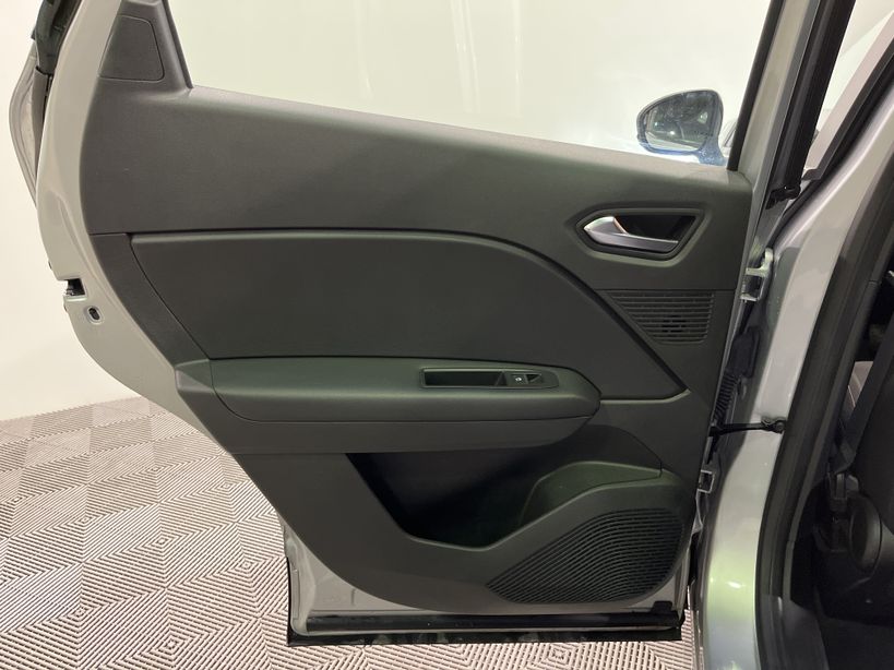 RENAULT CAPTUR 2020 - Photo n°35