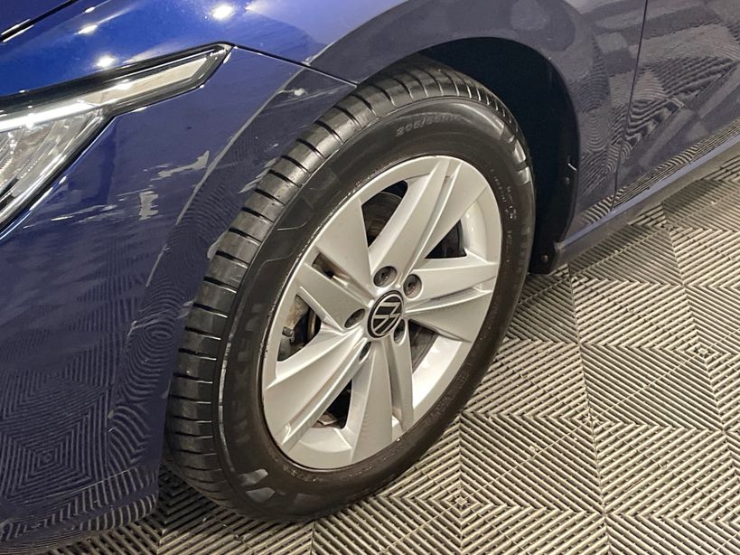 VOLKSWAGEN GOLF 2023 - Photo n°13