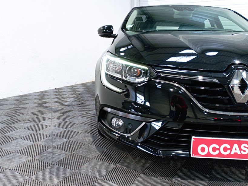 RENAULT MEGANE IV BERLINE BUSINESS 2019 - Photo n°4