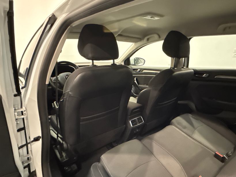 RENAULT MEGANE IV ESTATE 2022 - Photo n°38