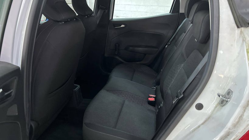 RENAULT CLIO V 2020 - Photo n°11