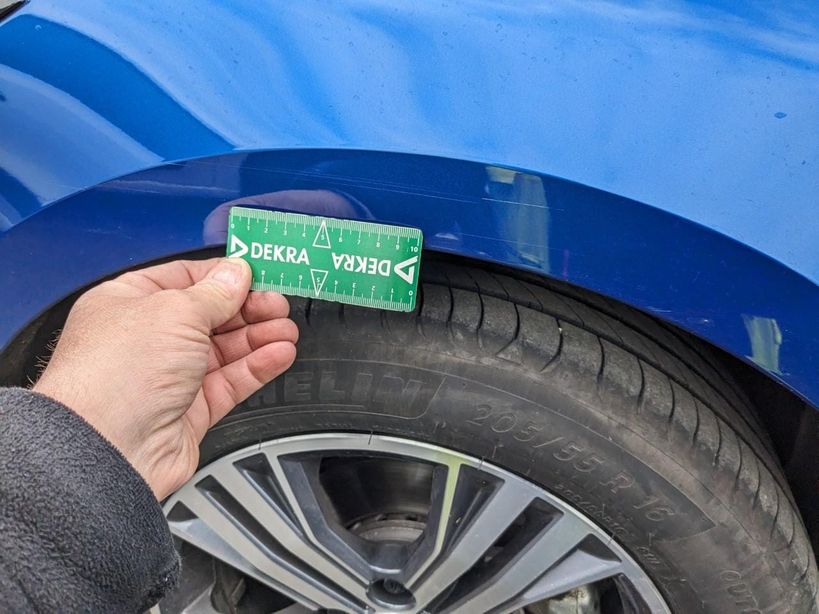 RENAULT MEGANE IV BERLINE 2023 - Photo n°2