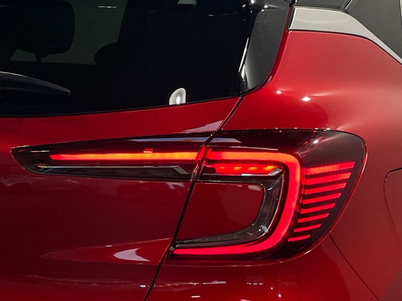 RENAULT CAPTUR 2023 - Photo n°8