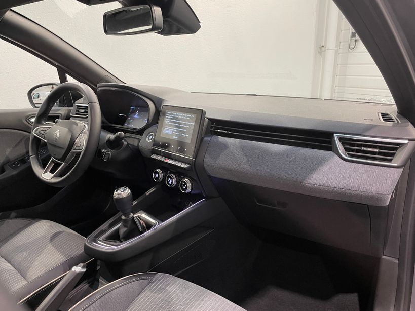 RENAULT CLIO V 2025 - Photo n°9