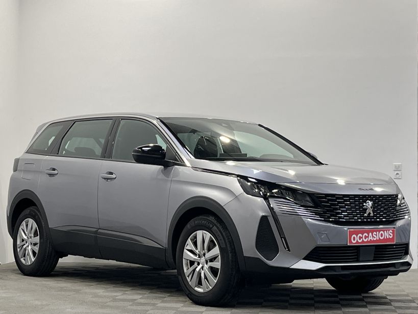 PEUGEOT 5008 2023 - Photo n°2