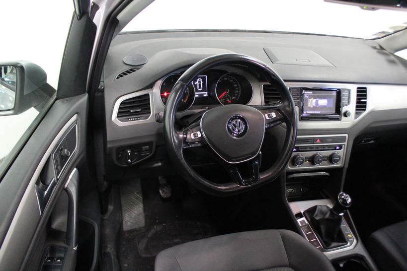 VOLKSWAGEN GOLF SPORTSVAN 2014 - Photo n°10