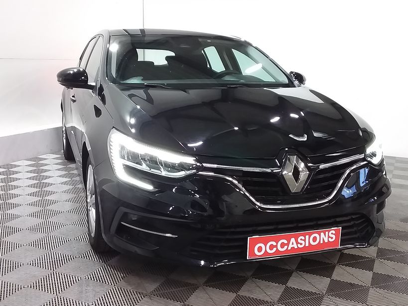 RENAULT MEGANE IV BERLINE 2021 - Photo n°3