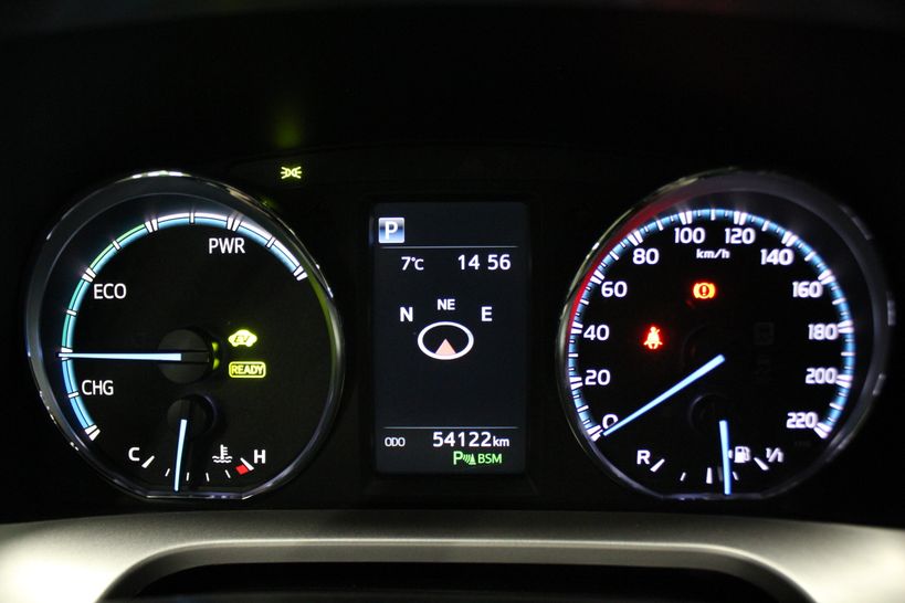 TOYOTA RAV4 HYBRIDE 2018 - Photo n°31