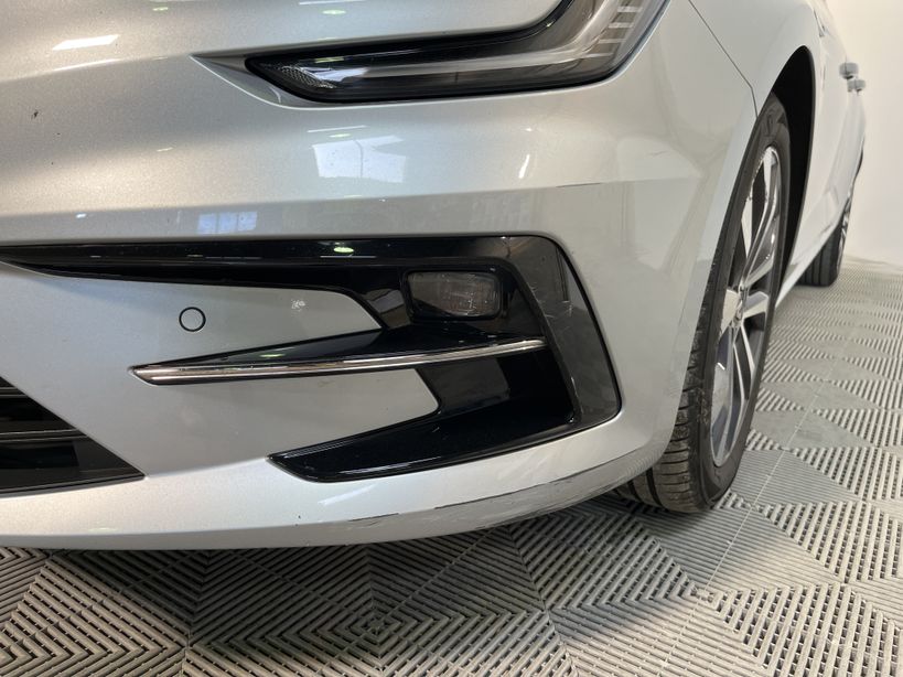 RENAULT MEGANE IV BERLINE 2021 - Photo n°23