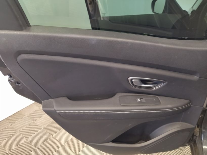 RENAULT SCENIC IV BUSINESS 2020 - Photo n°17