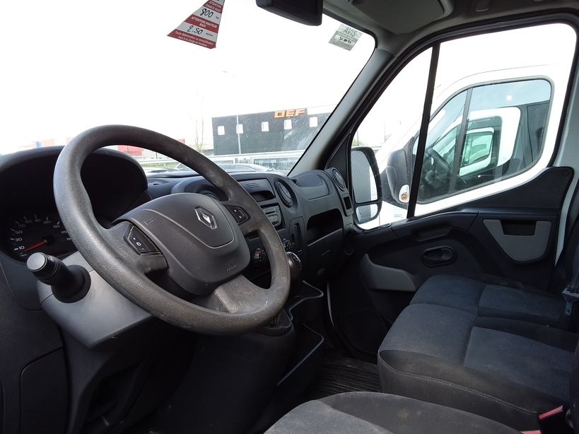 RENAULT MASTER FOURGON 2018 - Photo n°8