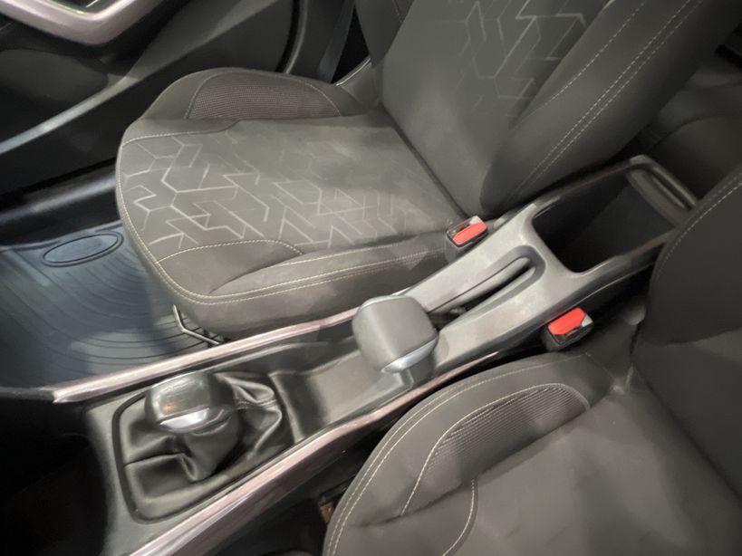 PEUGEOT 2008 2015 - Photo n°20