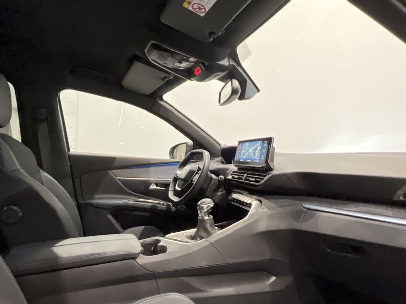 PEUGEOT 5008 2023 - Photo n°25