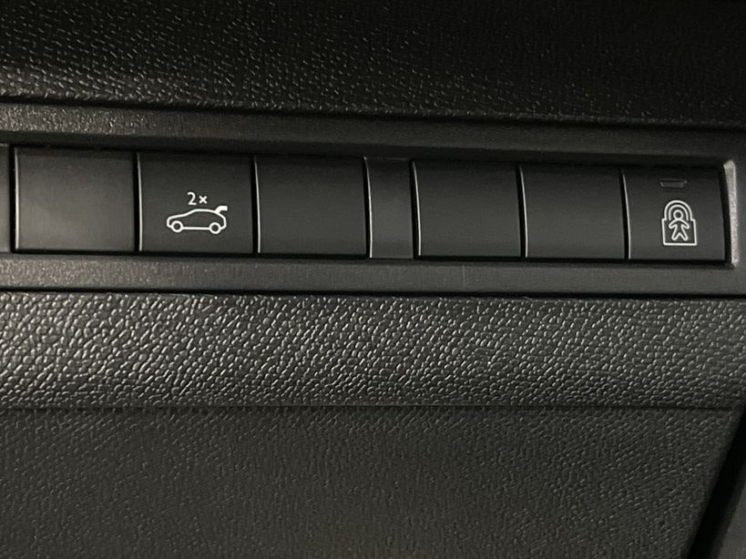 PEUGEOT 5008 BUSINESS 2020 - Photo n°37