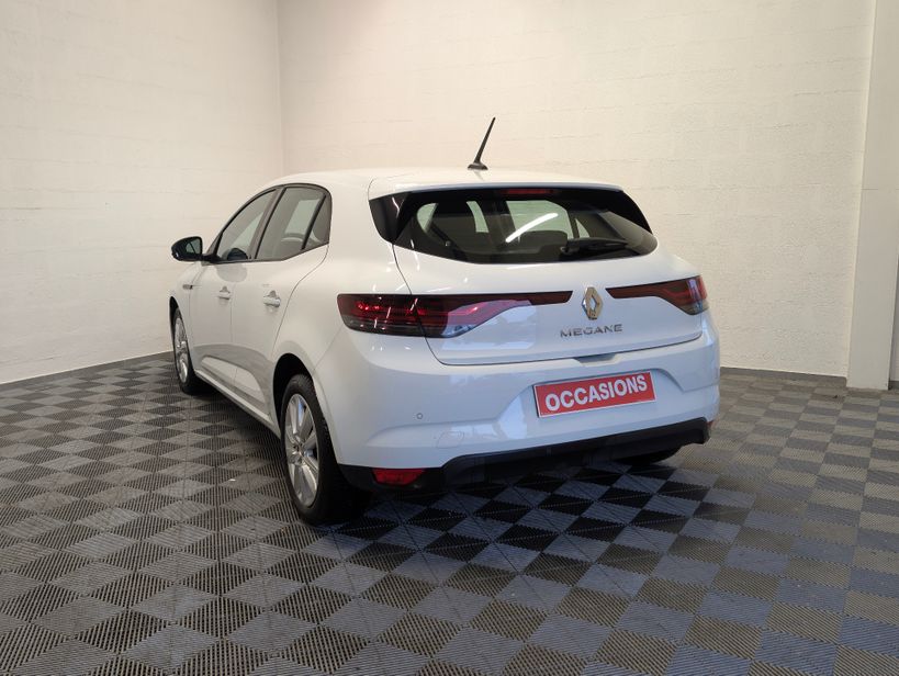 RENAULT MEGANE IV BERLINE 2022 - Photo n°8