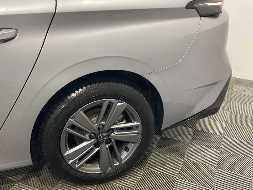 PEUGEOT 308 SW 2024 - Photo n°9