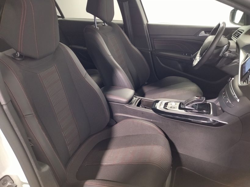 PEUGEOT 308 2021 - Photo n°9