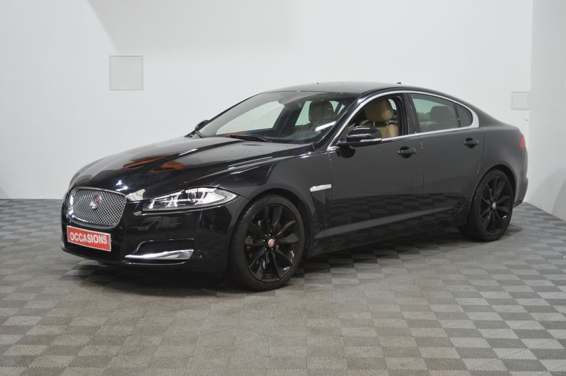 JAGUAR XF 2014 - Photo n°1
