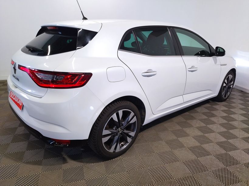 RENAULT MEGANE IV BERLINE 2018 - Photo n°5
