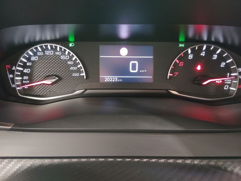 PEUGEOT 208 2025 - Photo n°1