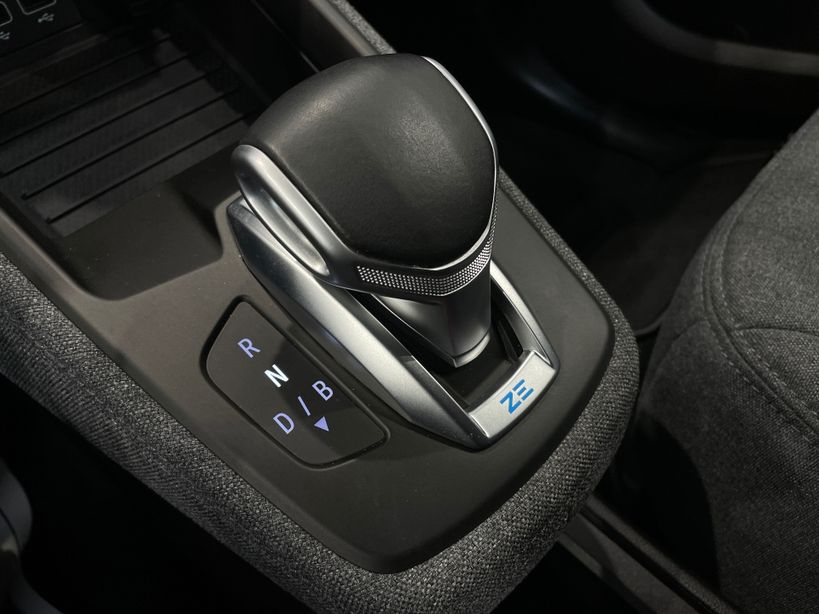 RENAULT ZOE E TECH ELECTRIQUE 2022 - Photo n°20