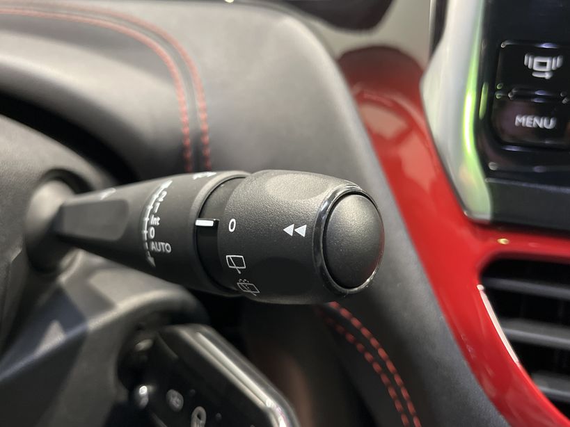 PEUGEOT 208 2014 - Photo n°30