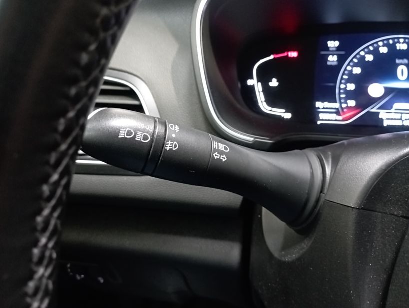 RENAULT MEGANE IV ESTATE 2021 - Photo n°29