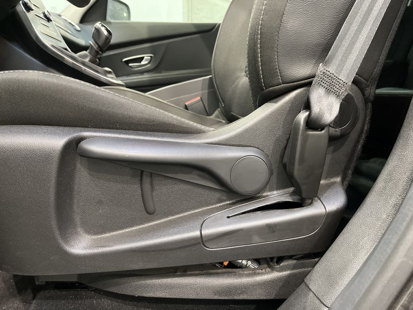 RENAULT GRAND SCENIC IV BUSINESS 2018 - Photo n°35