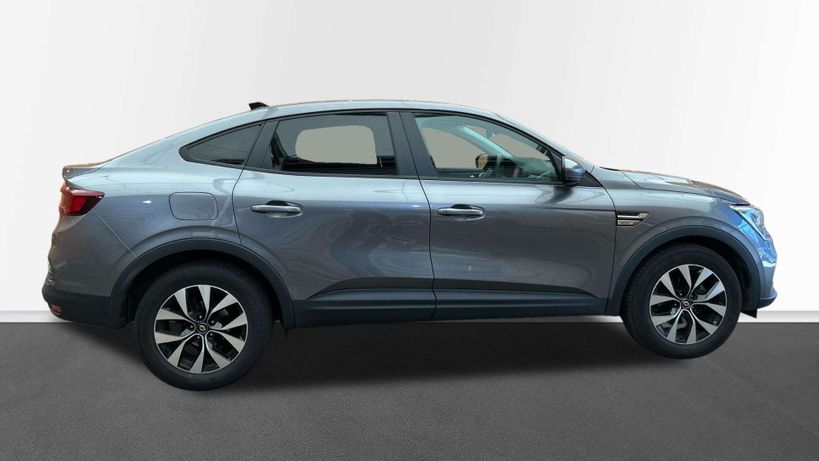 RENAULT ARKANA 2023 - Photo n°4