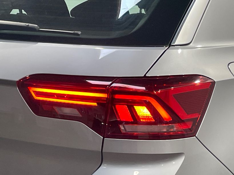 VOLKSWAGEN T ROC 2023 - Photo n°8