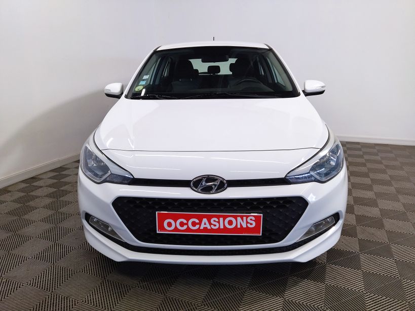 HYUNDAI i20 2015 - Photo n°2