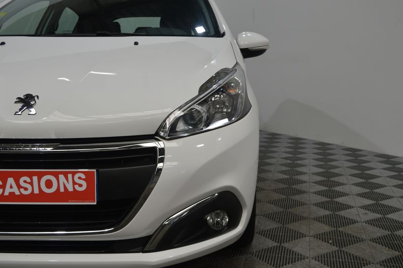 PEUGEOT 208 BUSINESS 2016 - Photo n°7