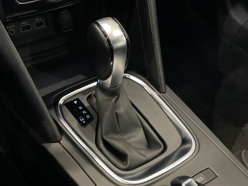 RENAULT MEGANE IV BERLINE 2021 - Photo n°19