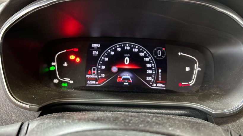 RENAULT MEGANE IV BERLINE 2021 - Photo n°11