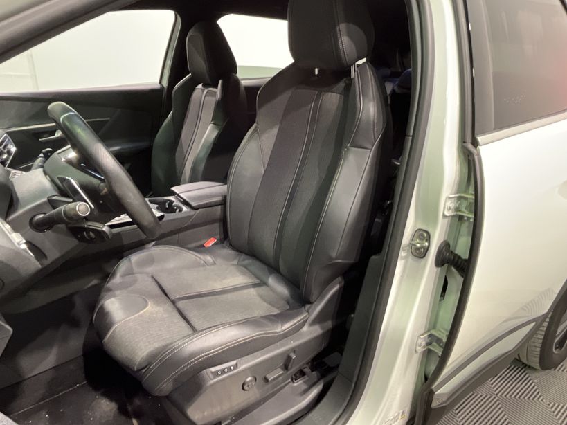 PEUGEOT 3008 2019 - Photo n°10