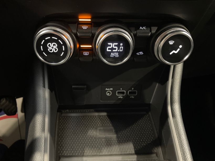 RENAULT CAPTUR 2021 - Photo n°18