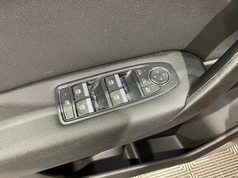 RENAULT CAPTUR 2021 - Photo n°41